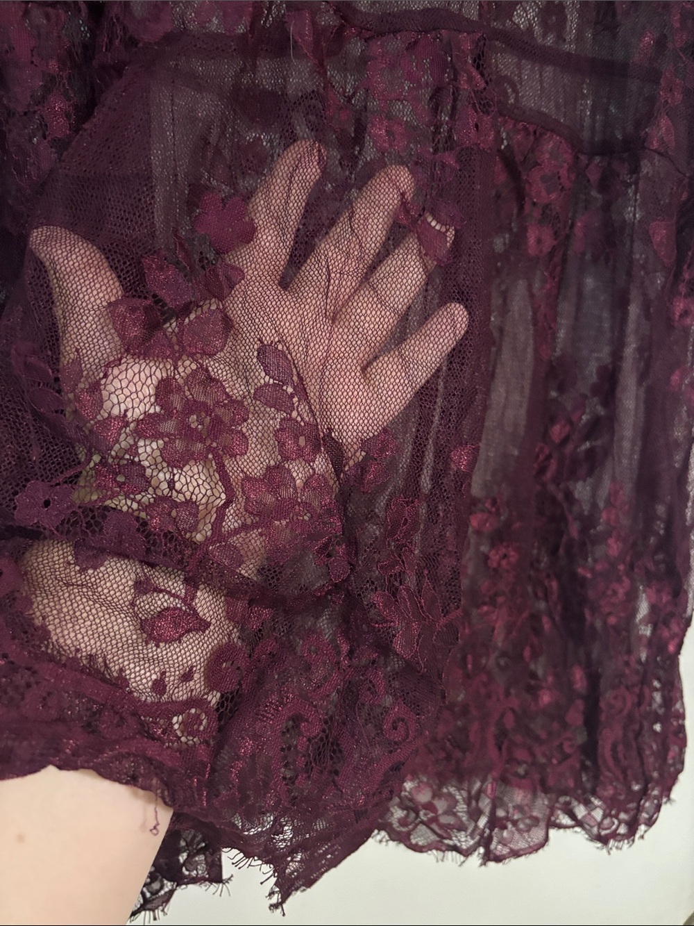 torrid Plum Floral Lace Tunic Top - Picture 5 of 8
